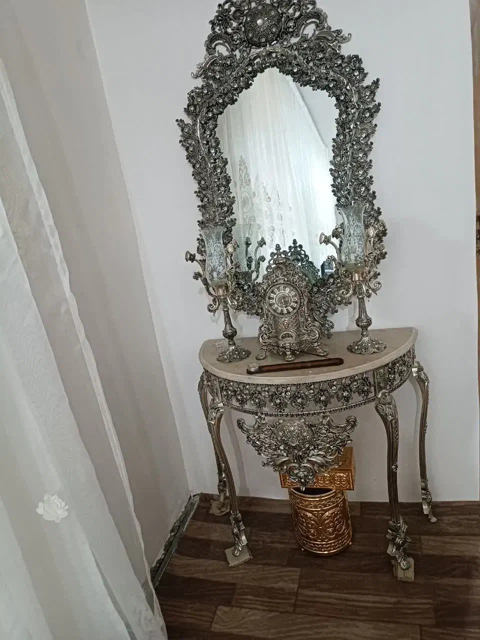 آینه شمدان|آینه|مرند, |دیوار