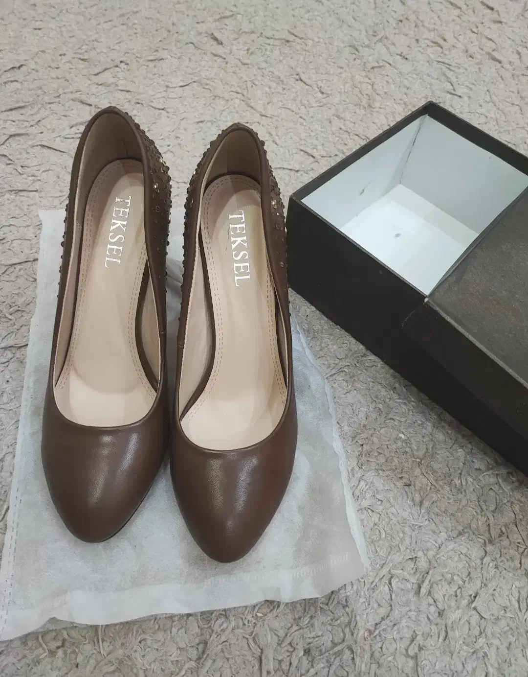 کفش پاشنه فلزی نگین دار آک سایز۴۰|کیف، کفش، کمربند|مشهد, آبکوه|دیوار