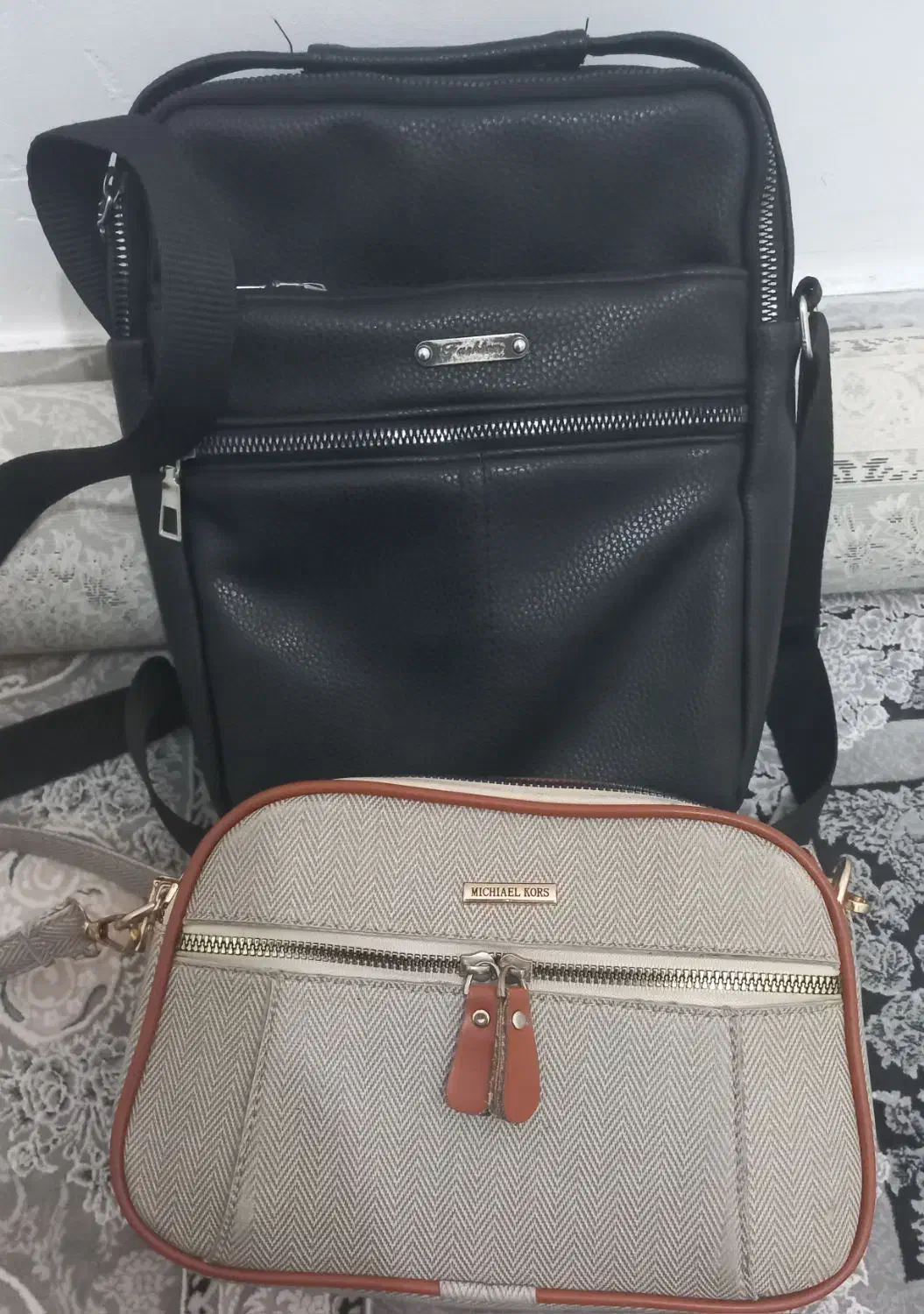 کیف|کیف، کفش، کمربند|رباطکریم, رباطکریم|دیوار