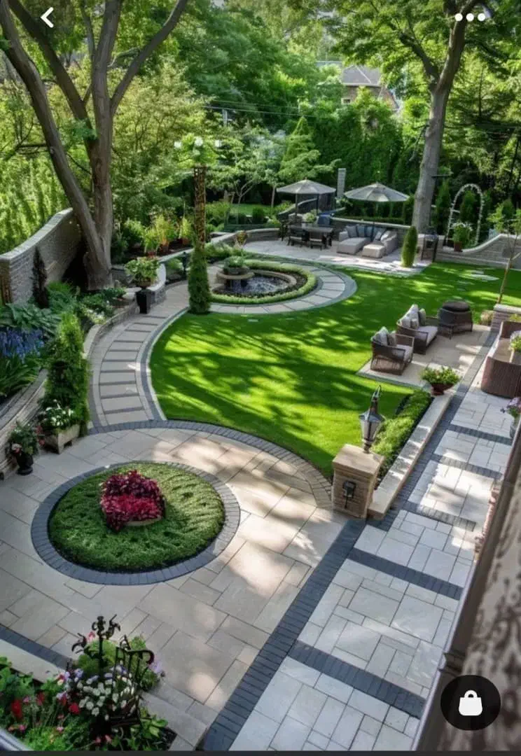 اجرای محوطهسازی و احداث فضای سبز با طراحی حرفهای|خدمات باغبانی و درختکاری|رشت, بلوار گیلان|دیوار