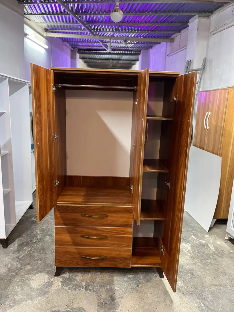 انواع کمد لباس اکبند|جاکفشی، کمد، دراور|قائم‌شهر, |دیوار