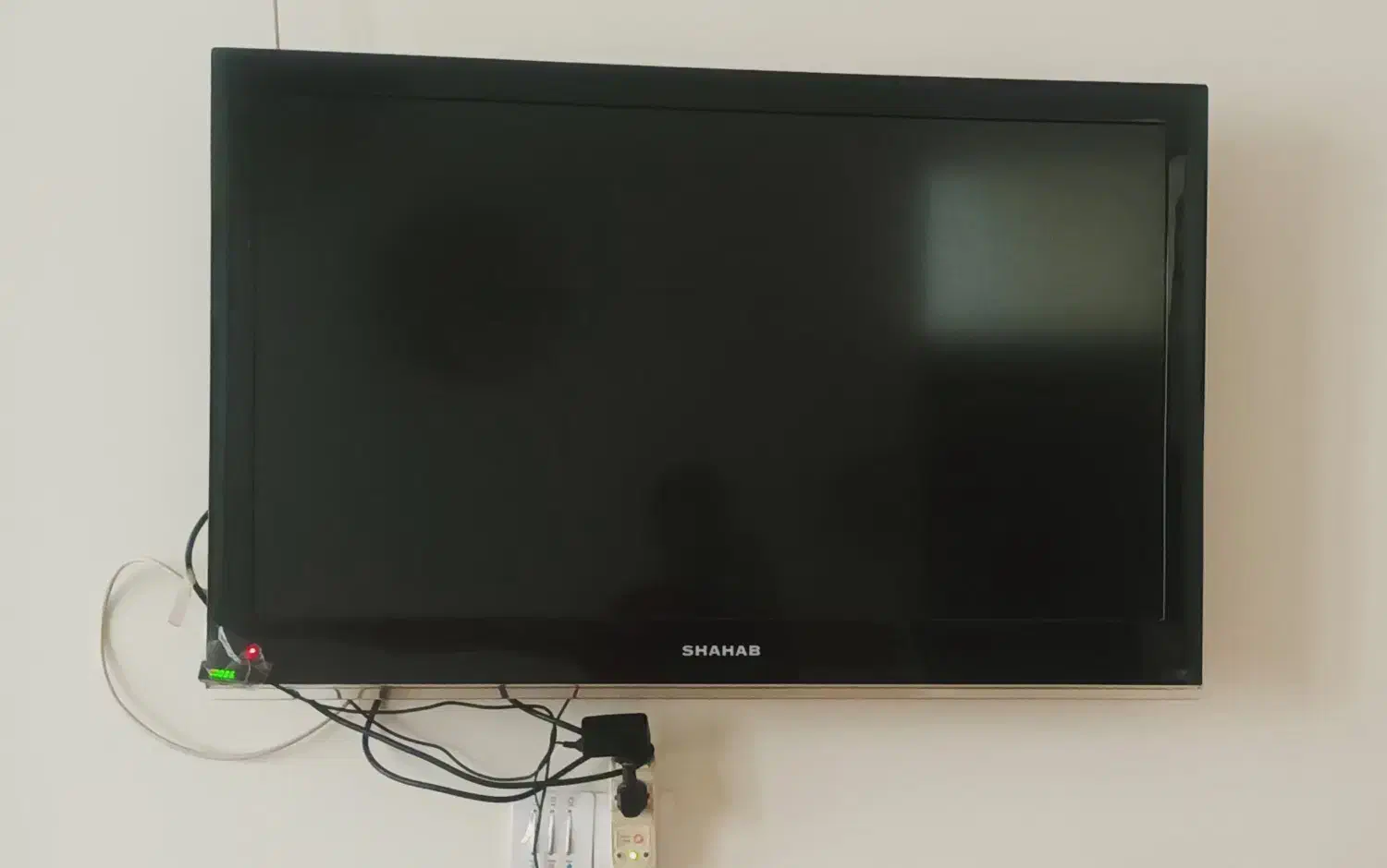 تلویزیون|تلویزیون و پروژکتور|بروجرد, |دیوار