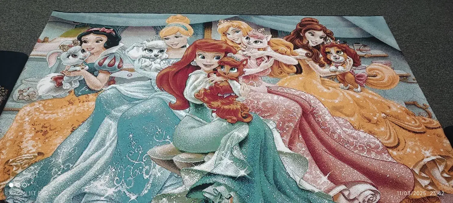 فرش عروسکی درحد نو|فرش|دوگنبدان, |دیوار