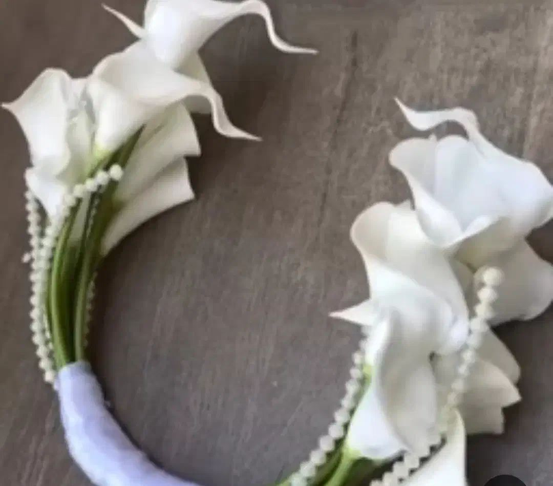 دسته گل عروسی لمسی|گل مصنوعی|قم, بنیاد|دیوار