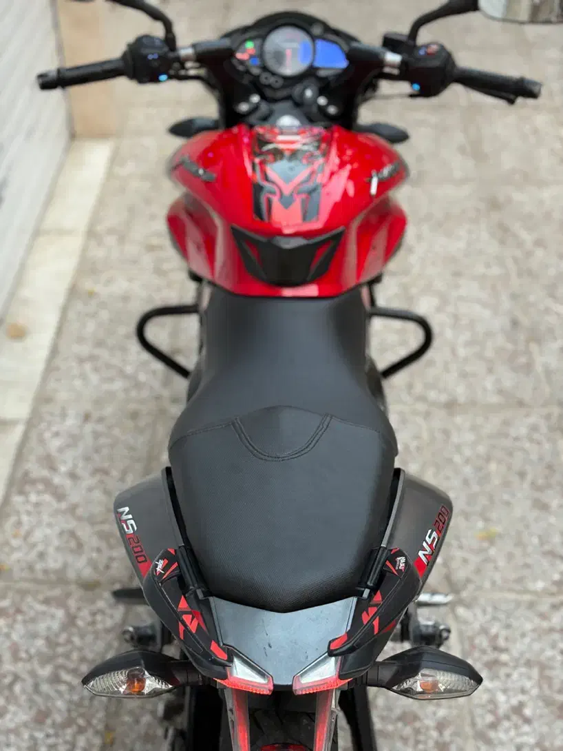 ان اس1400 درحد|موتورسیکلت|تهران, بریانک|دیوار