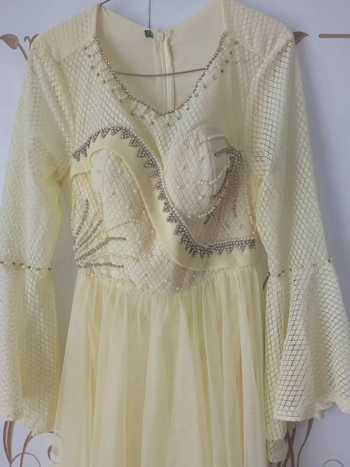 لباس مجلسی رودان|لباس|رودان, |دیوار