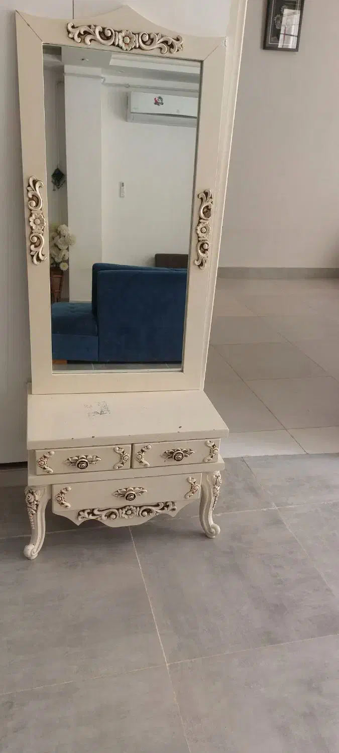 اینه و کنسول سالم|بوفه، ویترین، کنسول|کوهدشت, |دیوار