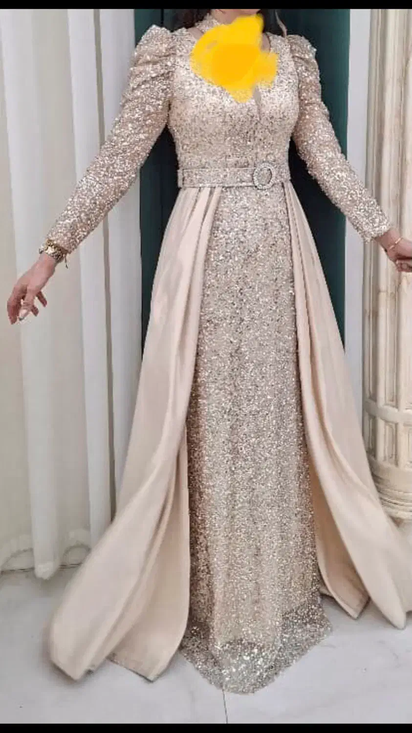 لباس مجلسی|لباس|شوش, |دیوار