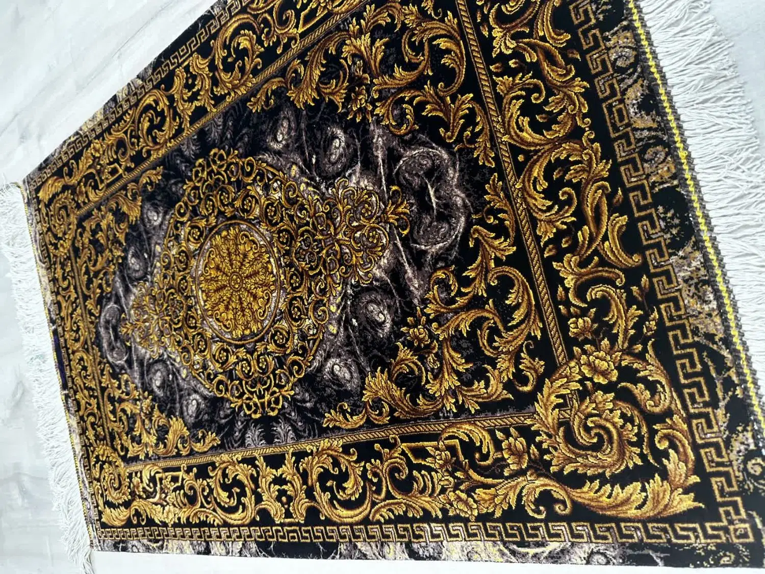 بافنده فرش در قم و شهرستان|فرش|قم, باجک یک|دیوار