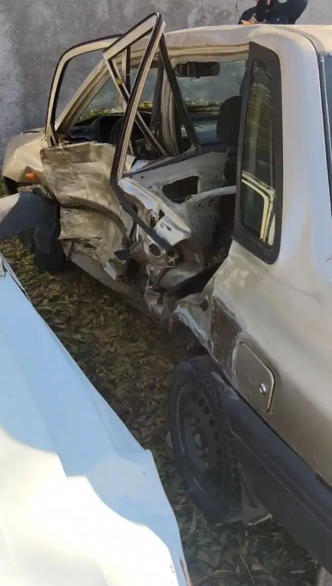 ماشین تصادفی مدل ۸۶ موتوری سالم|خودرو سواری و وانت|خرمآباد, |دیوار