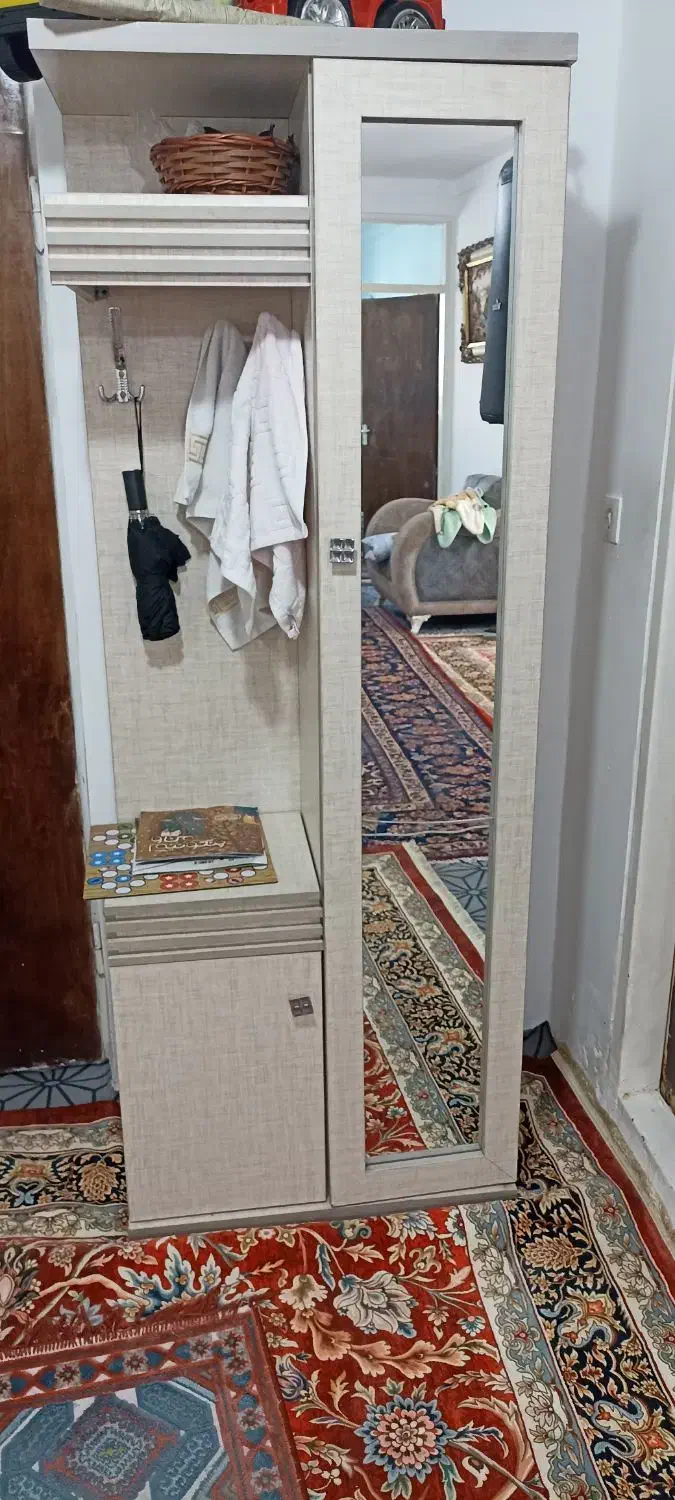 جاکفشی|جاکفشی، کمد، دراور|ارومیه, |دیوار