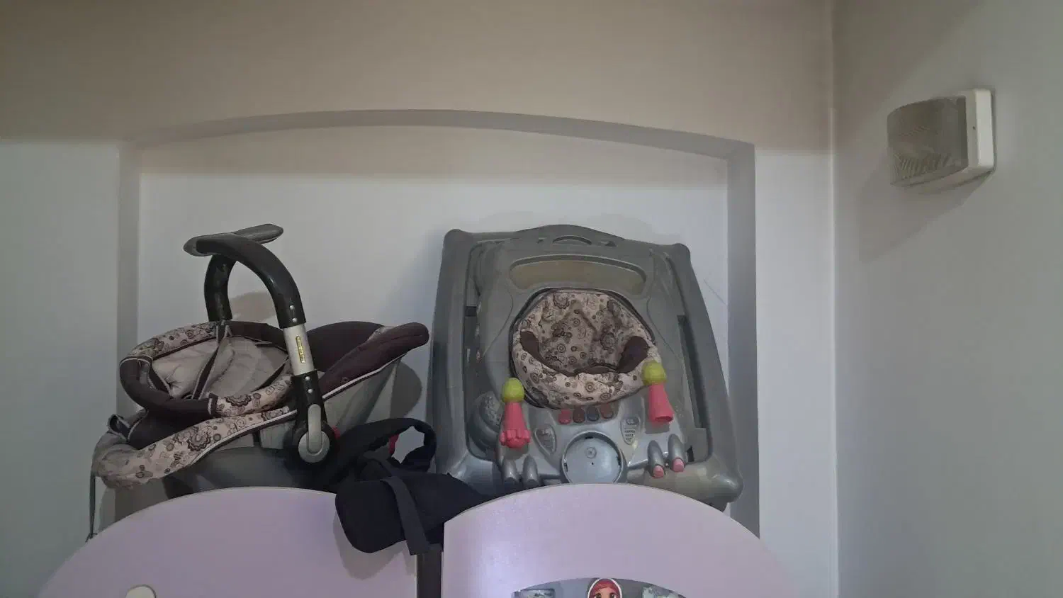 کریروروروئک تاب معلق وآغوشی|کالسکه و لوازم جانبی|قم, آذر (نکویی)|دیوار