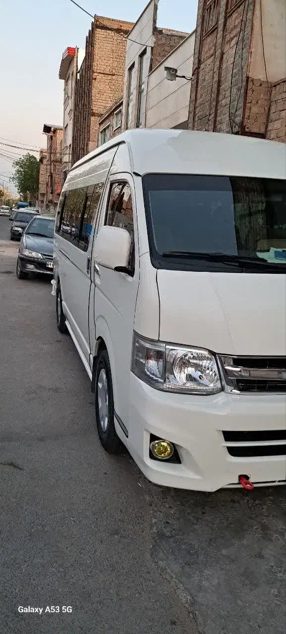 ون دربستی ۱۴نفره تویوتاهایس و شاسی بلندصفر کیلومتر|خدمات حمل و نقل|قم, سالاریه|دیوار