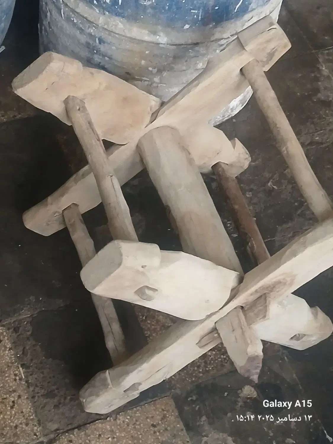 چرخ چاه بالای۱۰۰سال|کلکسیون اشیاء عتیقه|خمینیشهر, |دیوار