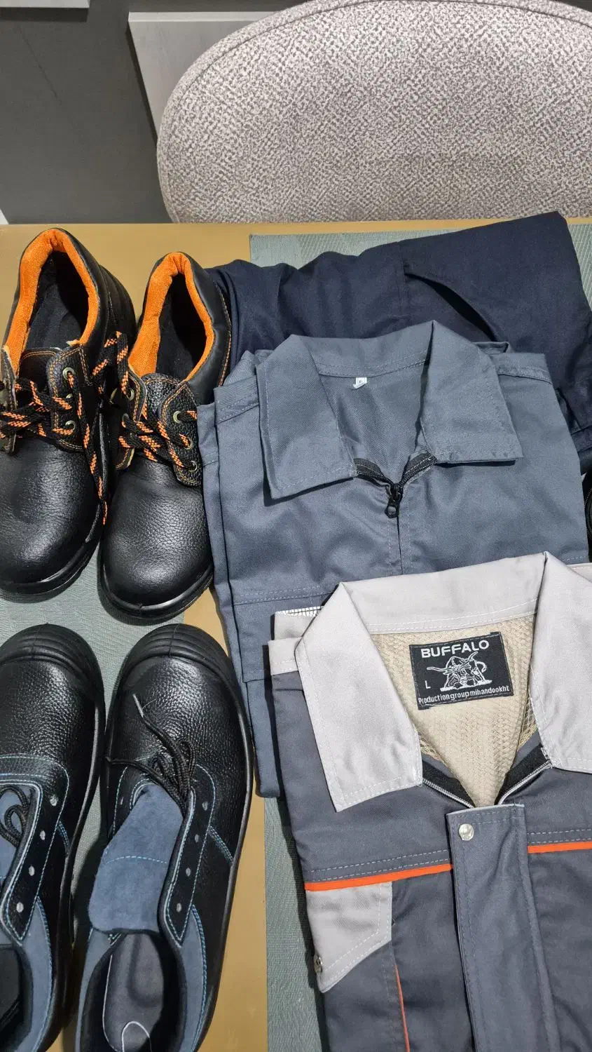 کفش کار لباس کار|لباس|محمدشهر, شهرک پیام (مهرالبرز)|دیوار