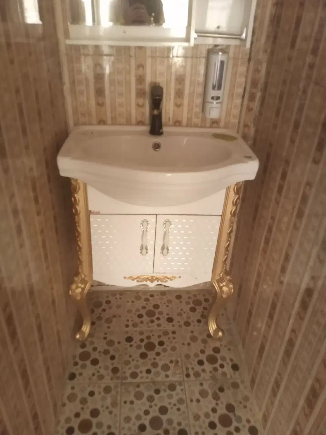 اجاره ساختمان نوساز طبقه دوم دو طرف کوچه|اجارهٔ آپارتمان|لردگان, |دیوار