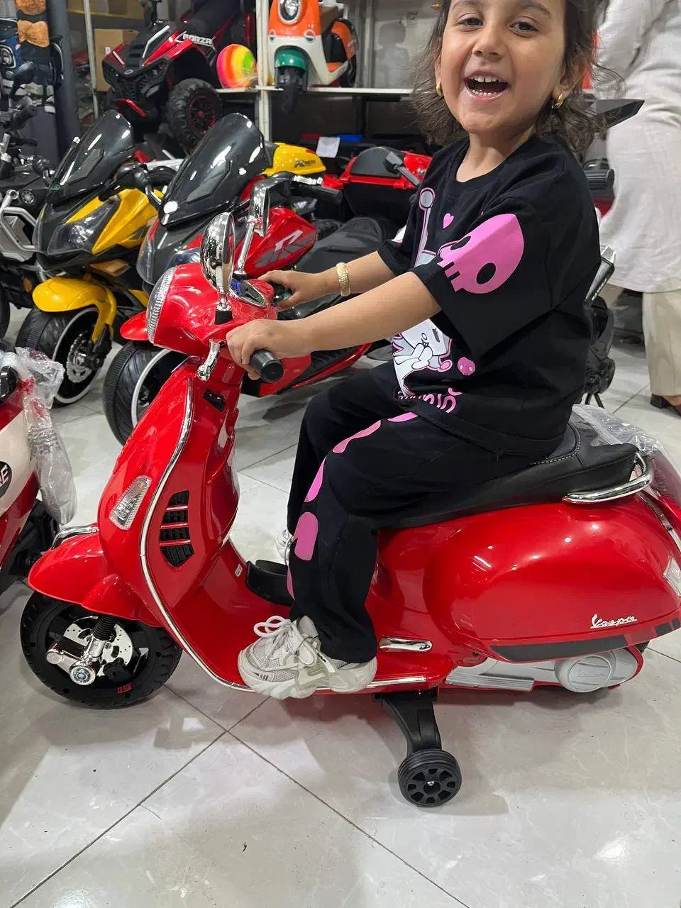 موتور شارژی اقساط بدون سود|اسباببازی بچه|اقبالیه, |دیوار