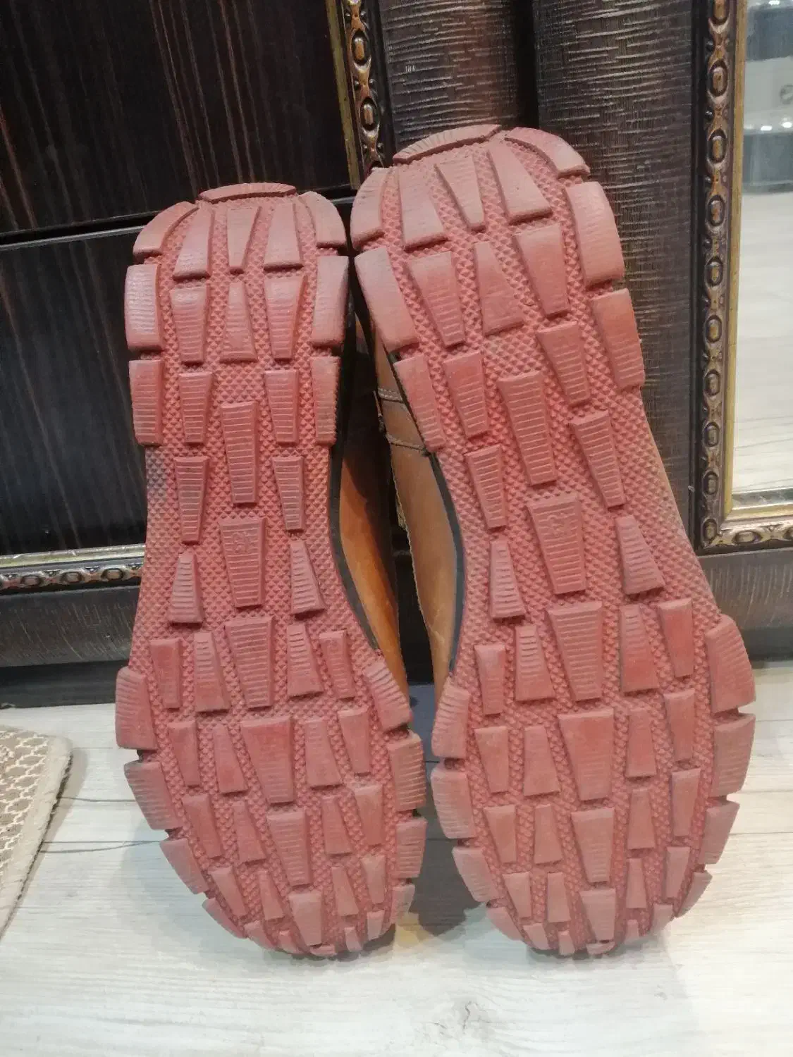 کفش چرم|کیف، کفش، کمربند|اسفراین, |دیوار