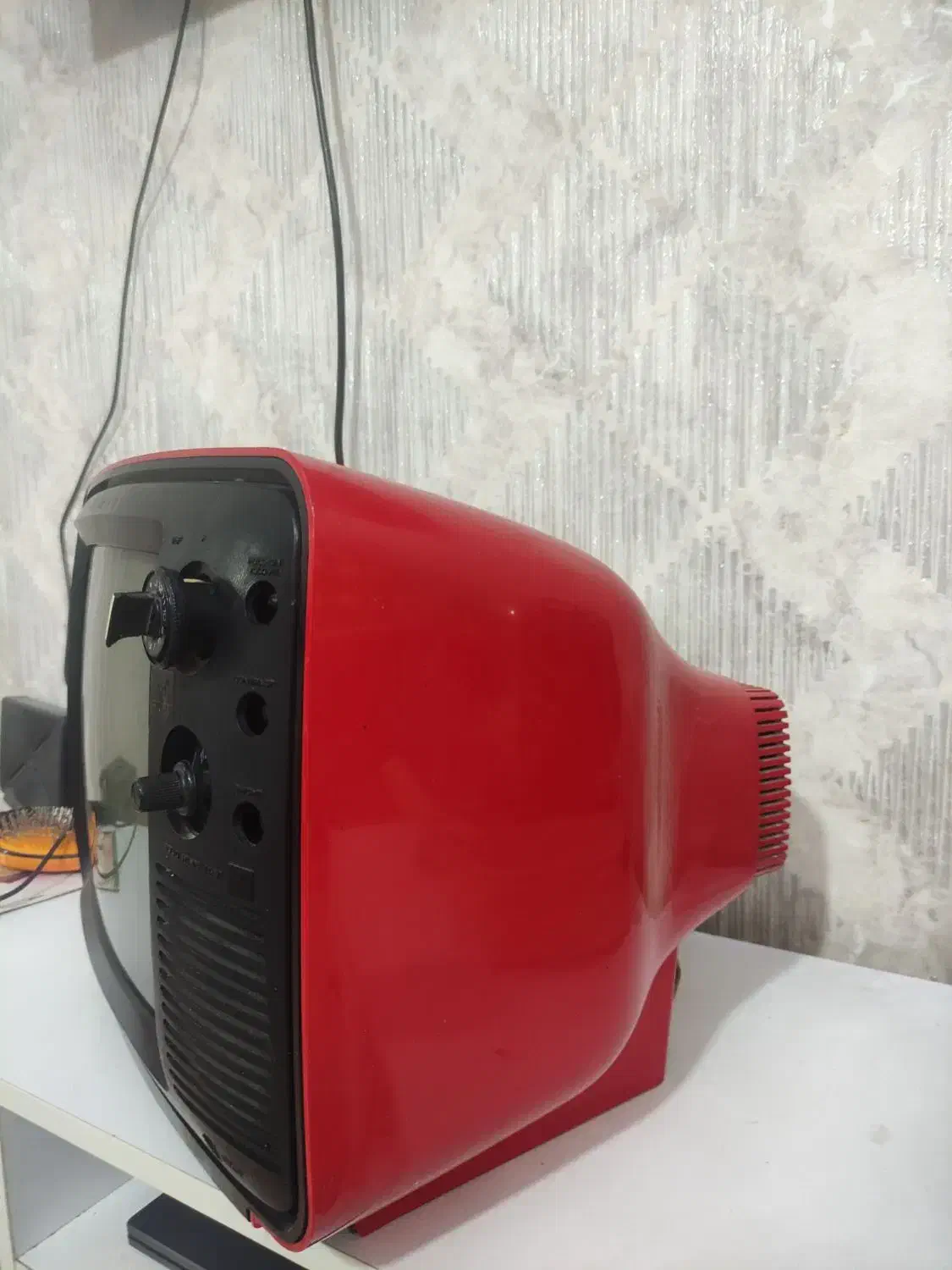 تلویزیون قدیمی آنتیک|تلویزیون و پروژکتور|قرچک, باقرآباد|دیوار