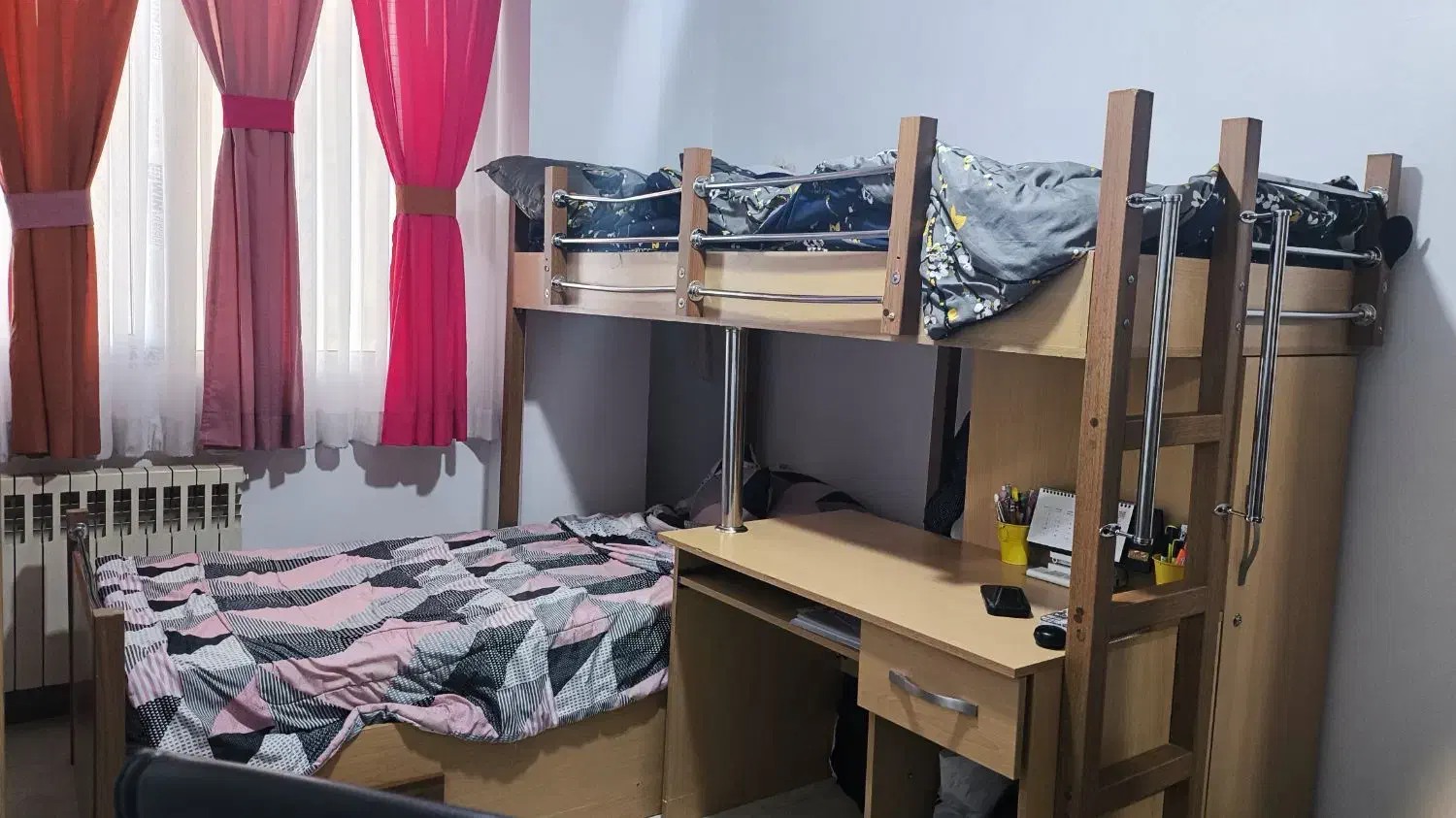 تخت دو طبقه مدرن|تخت و سرویس خواب|ری, علایین|دیوار