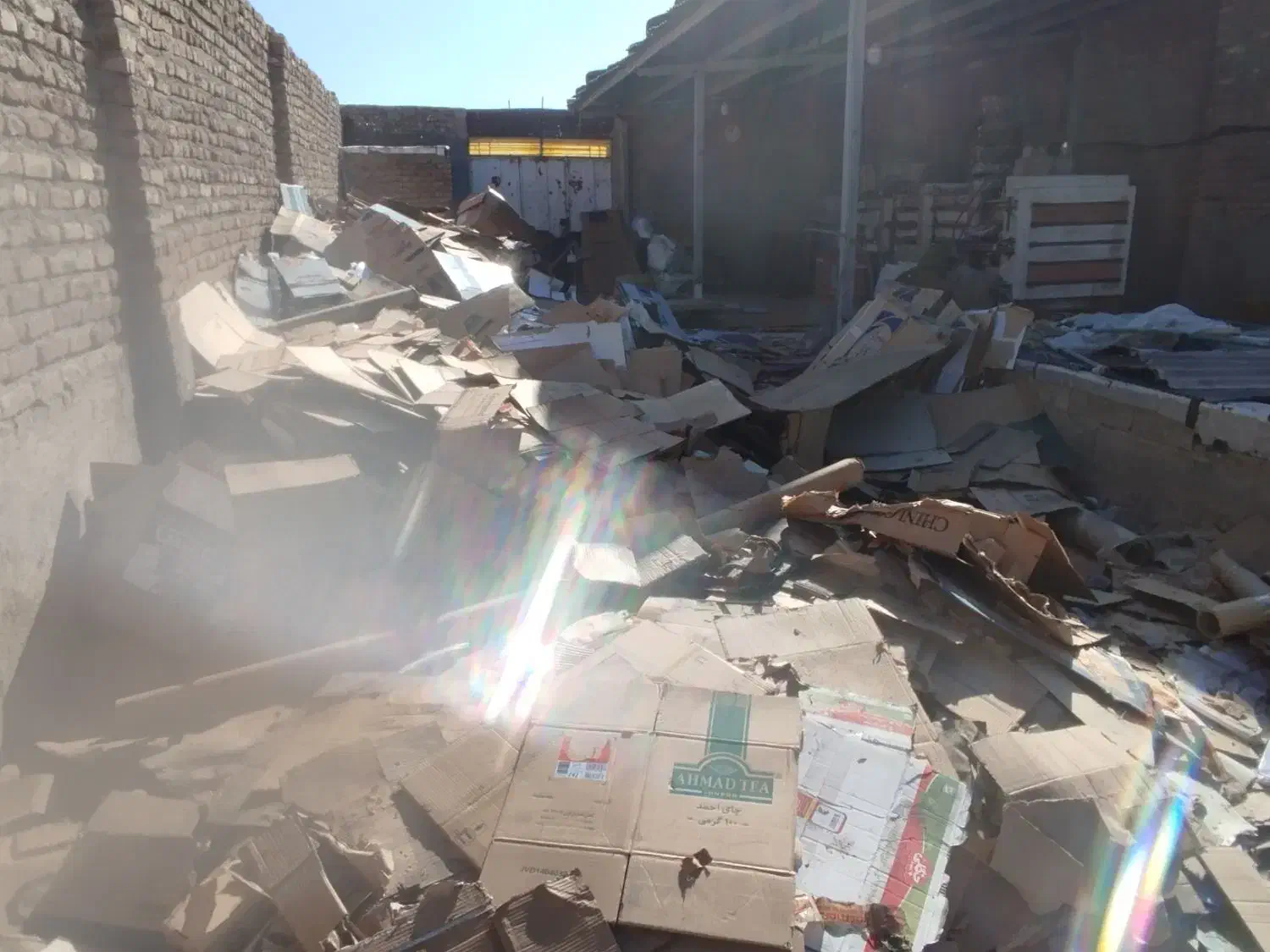 خرید ضایعات کارتن ۲۱۰۰۰ تومن تسویه روی باسکول|عمدهفروشی|تبریز, |دیوار