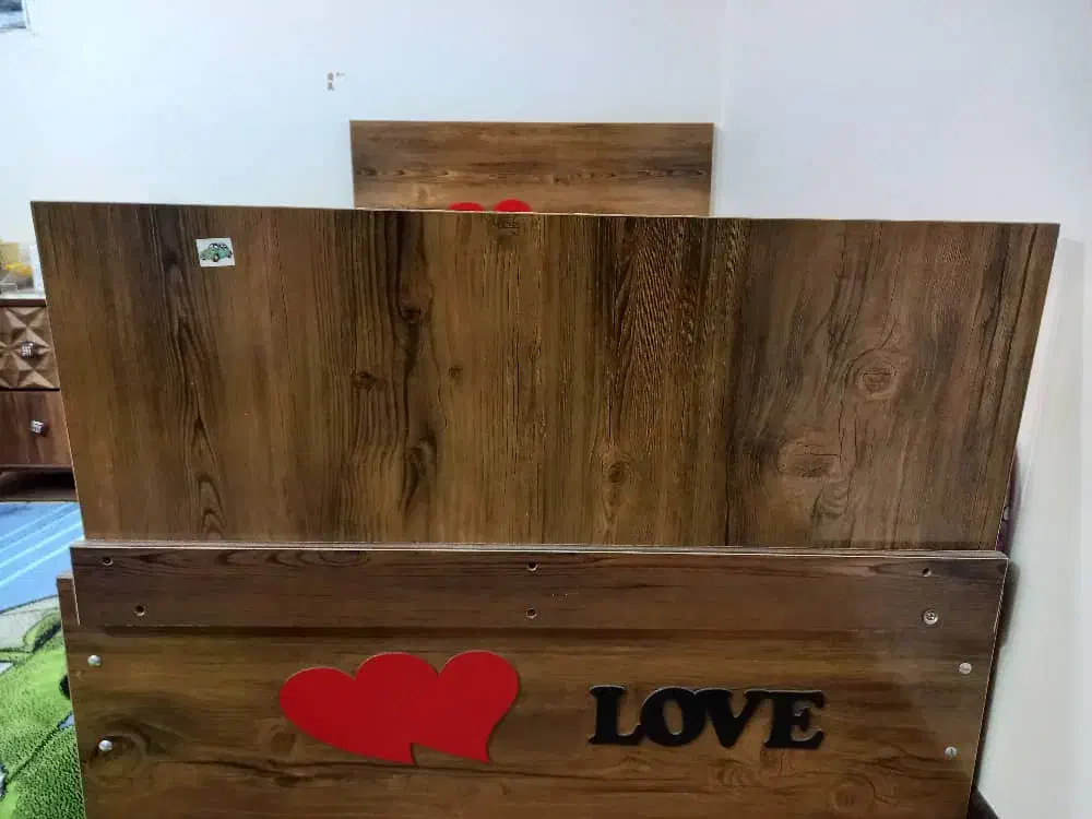 تخت وخواب بچه|اسباب و اثاث بچه|فولادشهر, B4|دیوار