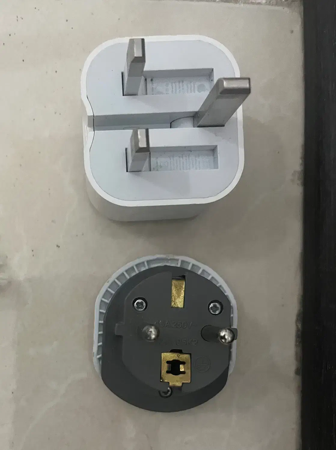 اداپتور و سری ایفون|لوازم جانبی موبایل و تبلت|شیراز, ترمینال باربری|دیوار