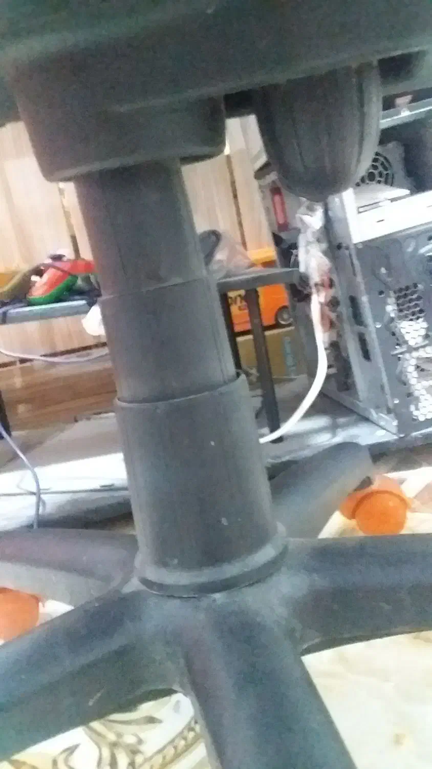 صندلی جکدار|صندلی و نیمکت|زابل, |دیوار