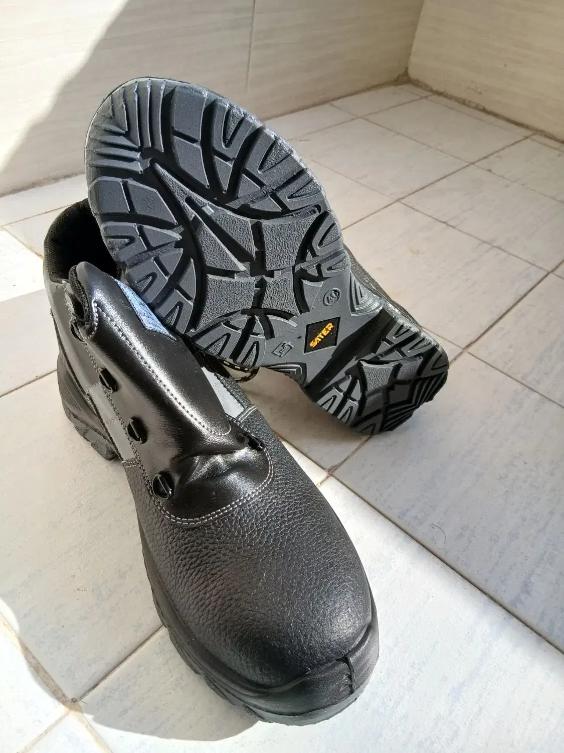 کفش کار سایز ۴۰|کیف، کفش، کمربند|بندرعباس, |دیوار