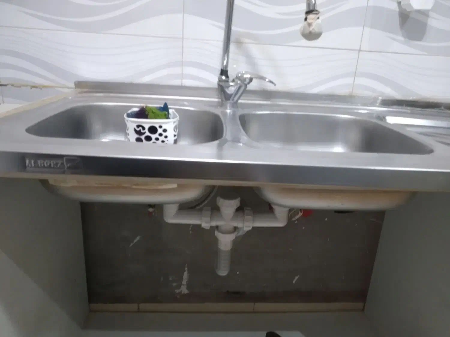 سینک دوقلودر حد نوبدون خطوخش ورسوب|مصالح و تجهیزات ساختمان|گلبهار, شهر جدید گلبهار|دیوار