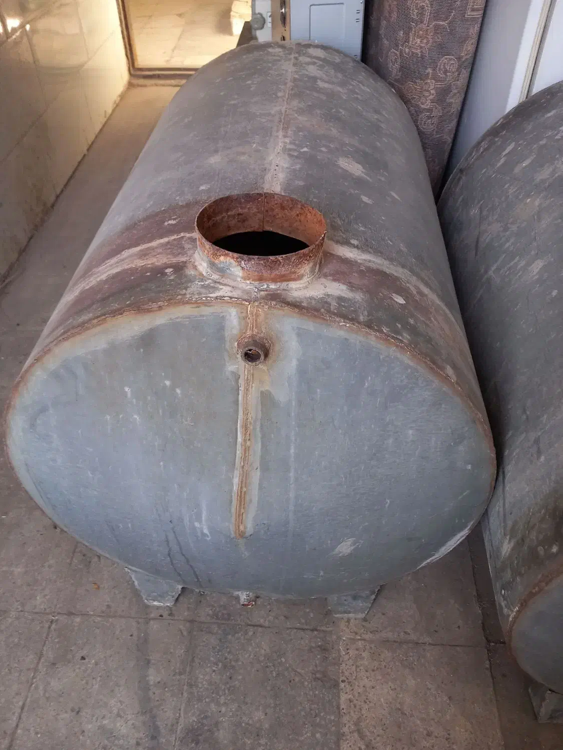 تانکر آب و ورق ایرانیت|مصالح و تجهیزات ساختمان|مشهد, کشاورز|دیوار