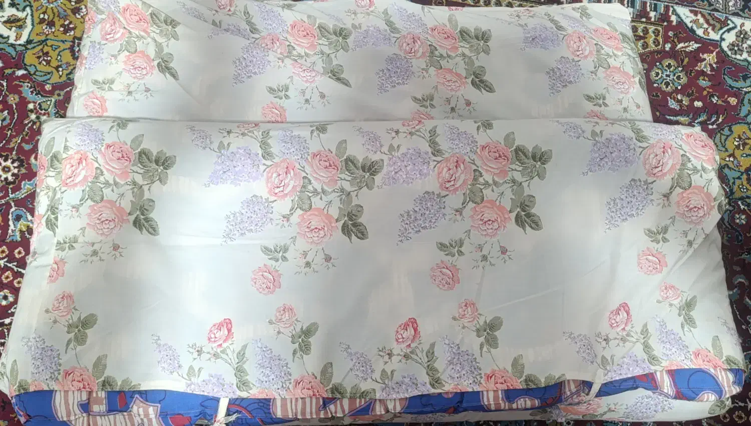 نالی|رختخواب، بالش، پتو|کوهدشت, |دیوار