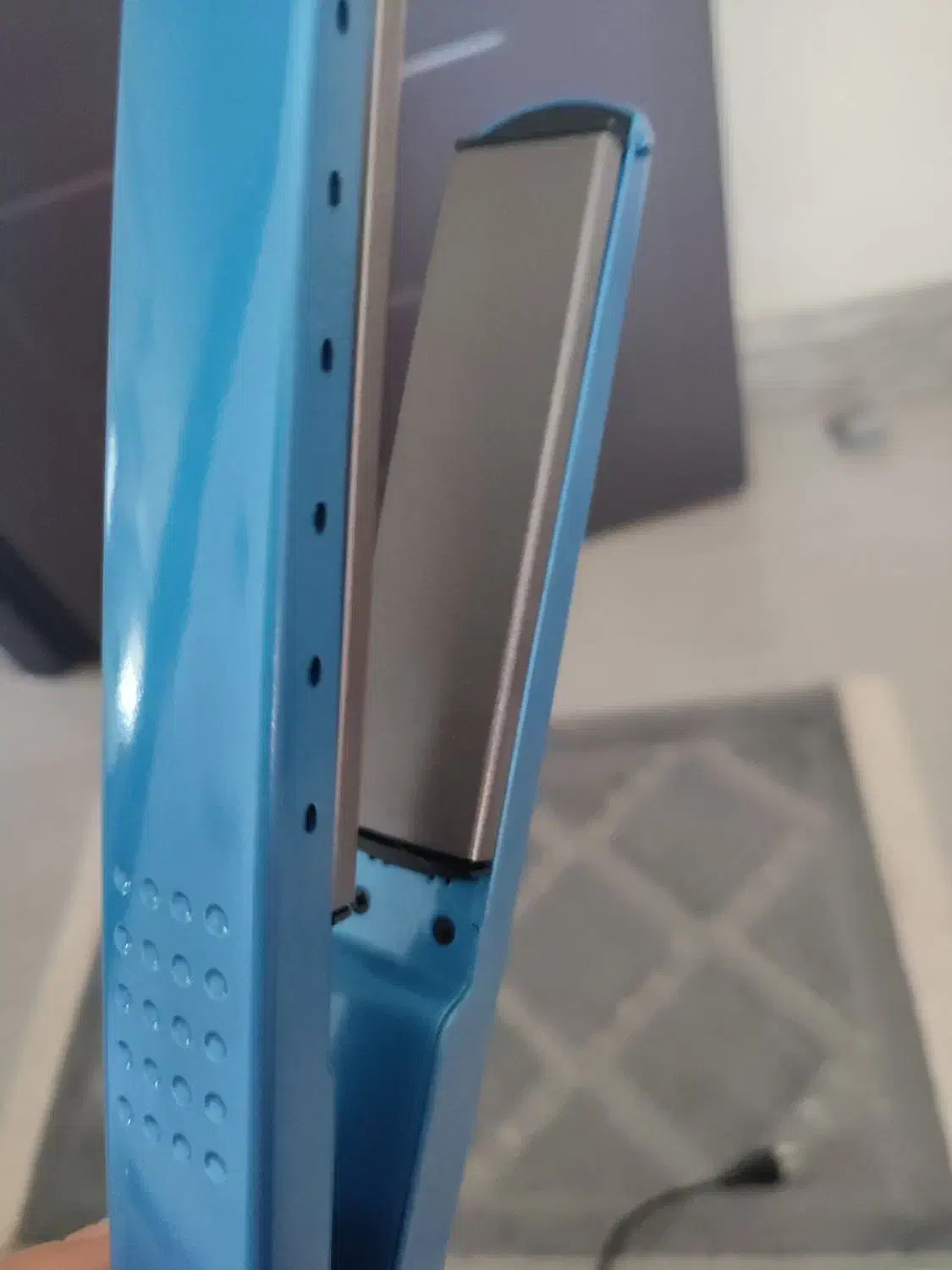 اتو و لباس|اتو و لوازم اتو|رشت, چمارسرا|دیوار