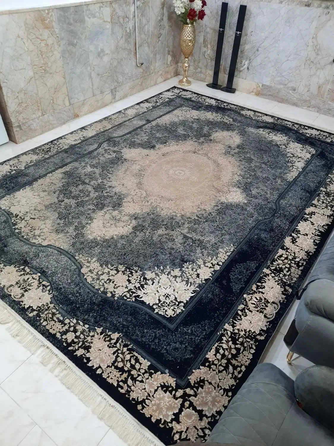 فرش ۱۲ متری تبریز ۷۰۰ شانه ۲۵۵۰ تراکم|فرش|مشهد, اروند|دیوار