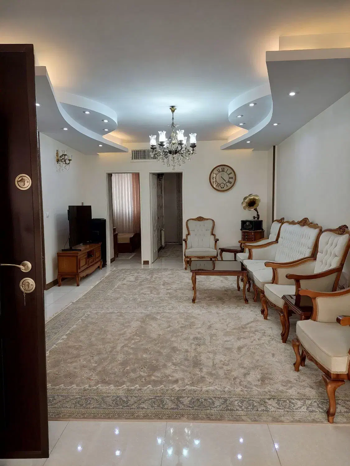 آپارتمان تکواحدی با پارکینگ و انباری|فروش آپارتمان|تهران, افسریه شمالی|دیوار