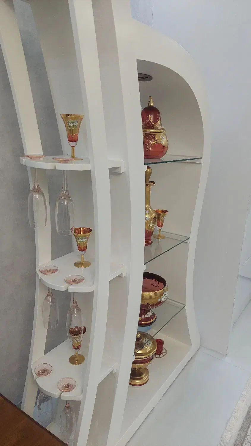 استند|بوفه، ویترین، کنسول|شاهین‌شهر, خانه کارگر|دیوار