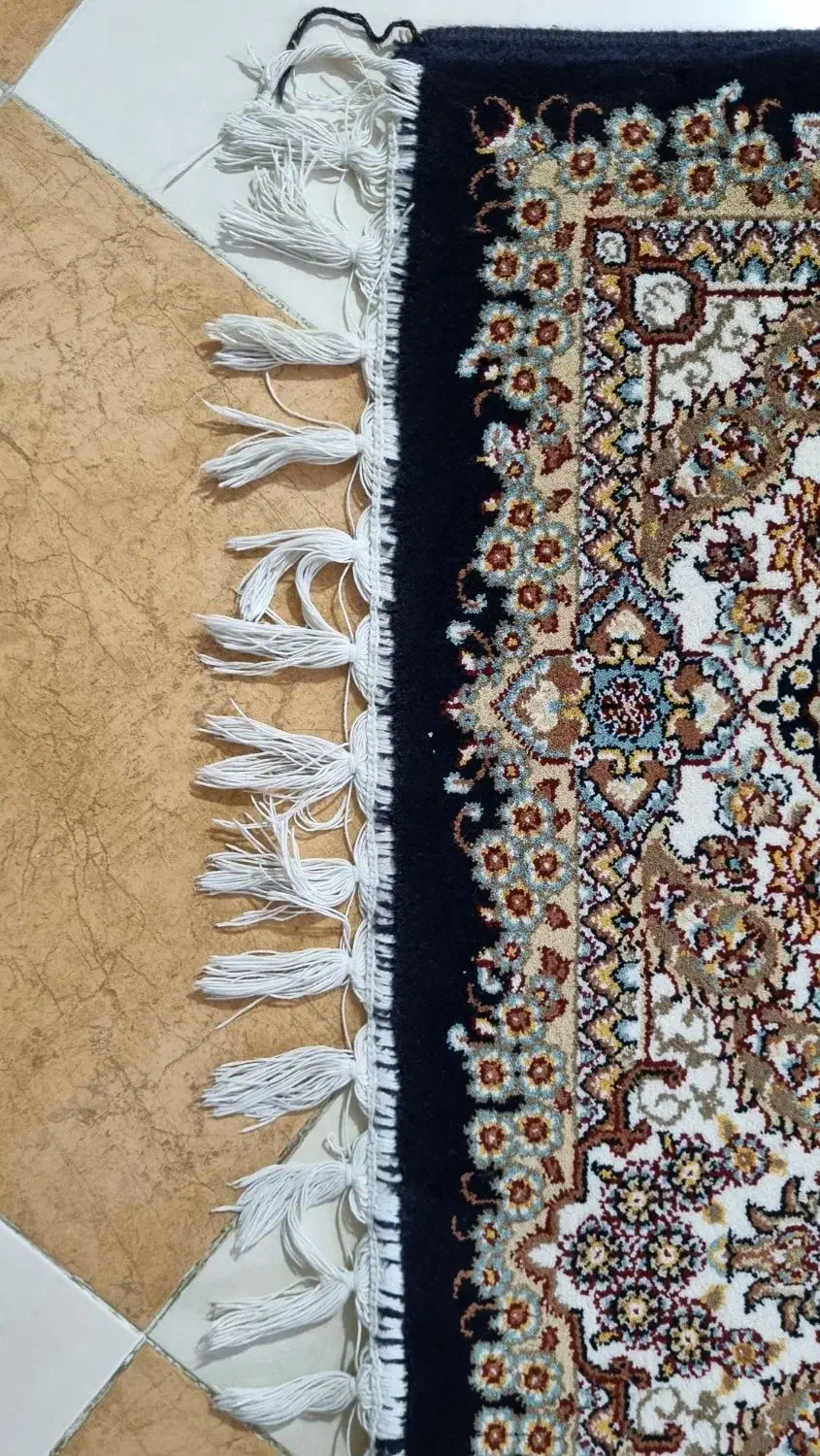 ۳ تخته۶ متری نگین مشهد|فرش|هشتگرد, فاز ۱ مهستان|دیوار