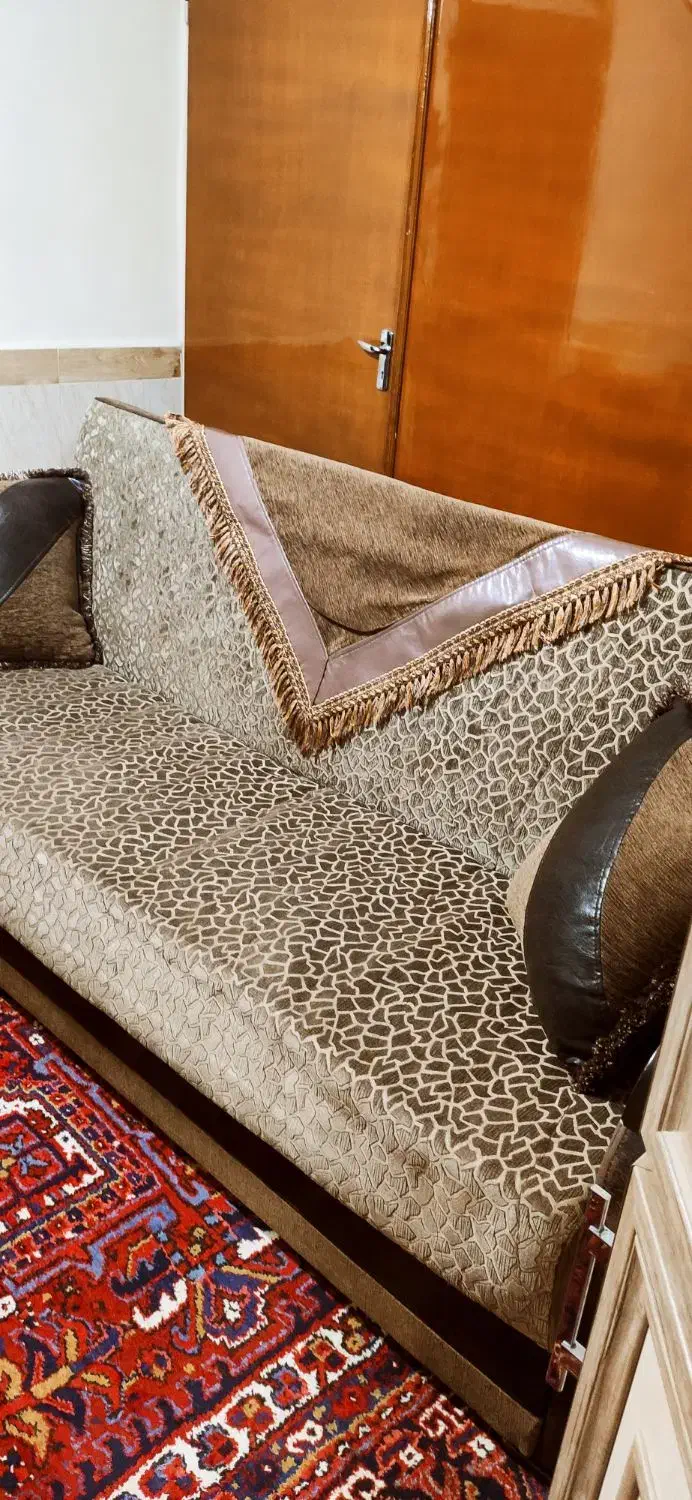 مبل راحتی تخت شو|مبلمان خانگی و میز عسلی|آذرشهر, |دیوار