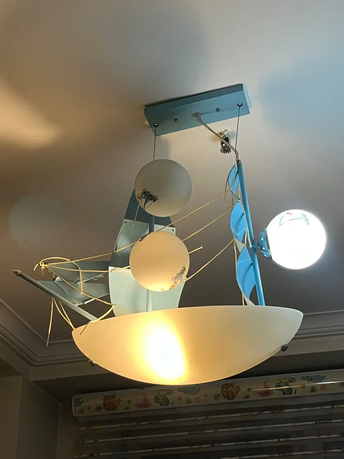 لوستر کودک|لوستر و چراغ آویز|تهران, حکیمیه|دیوار