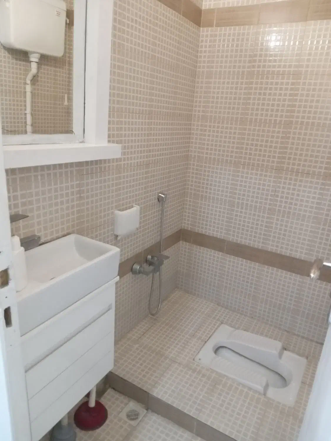 شهیدعراقی۱۰۰متر ۲خوابه بازسازی شده بدون مالک تخلیه