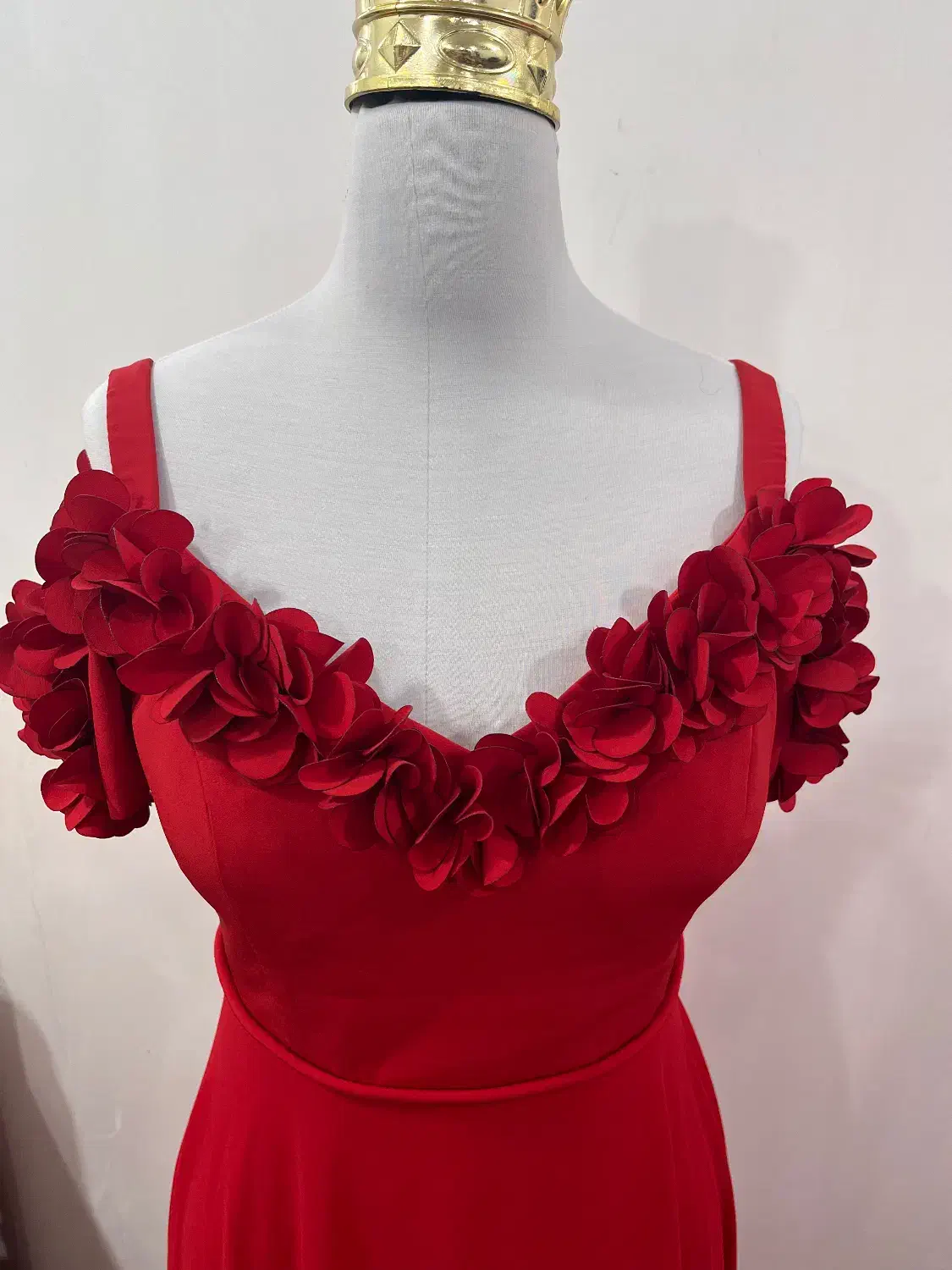 پیرهن مجلسی|لباس|دزفول, |دیوار