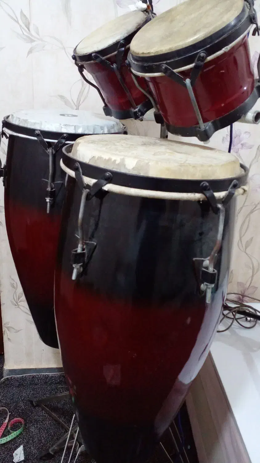 تومبا|درام و پرکاشن|میناب, |دیوار