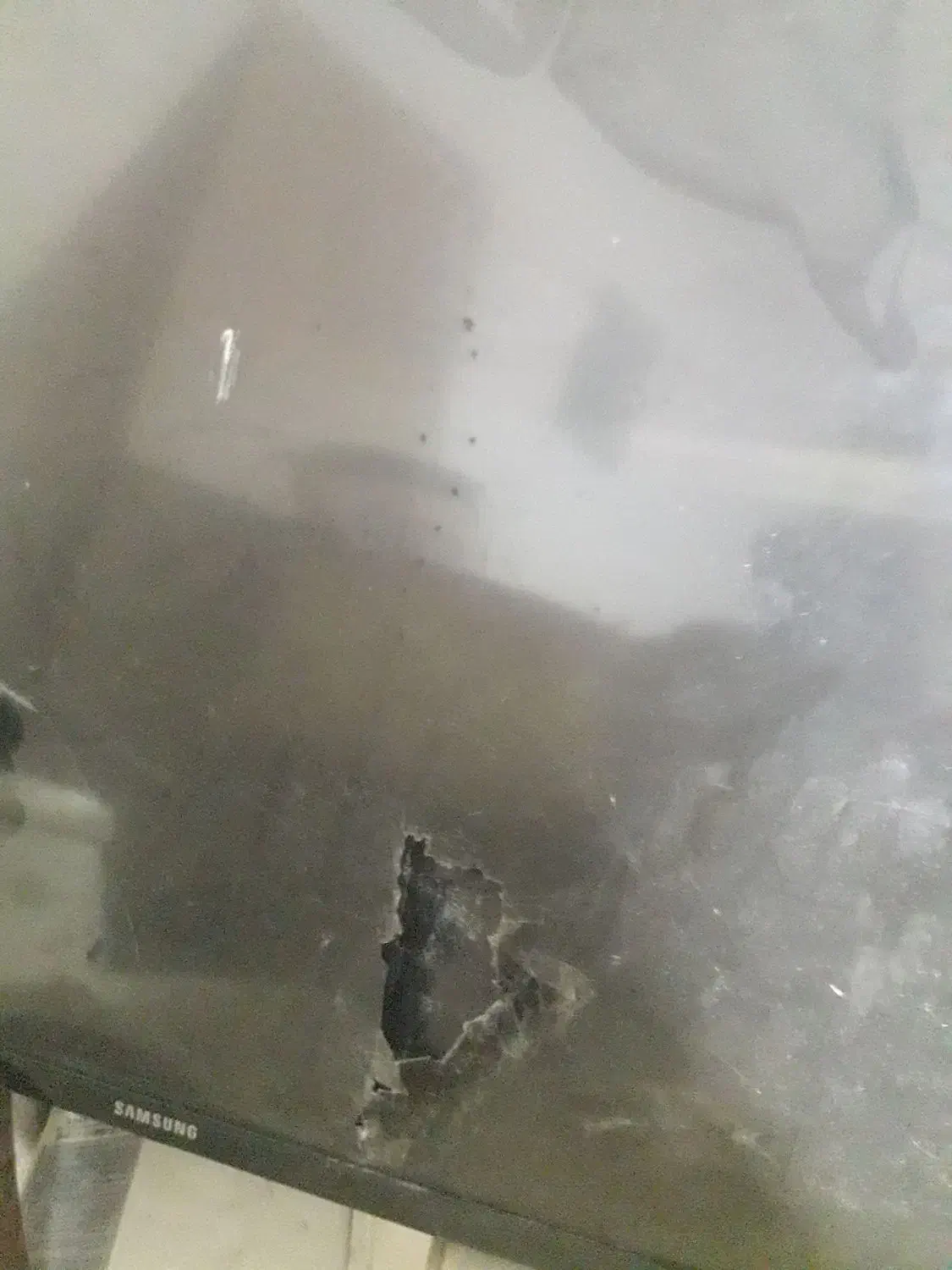 ال سی دی۵۵ اینج صفحه شکسته|تلویزیون و پروژکتور|کارون, |دیوار