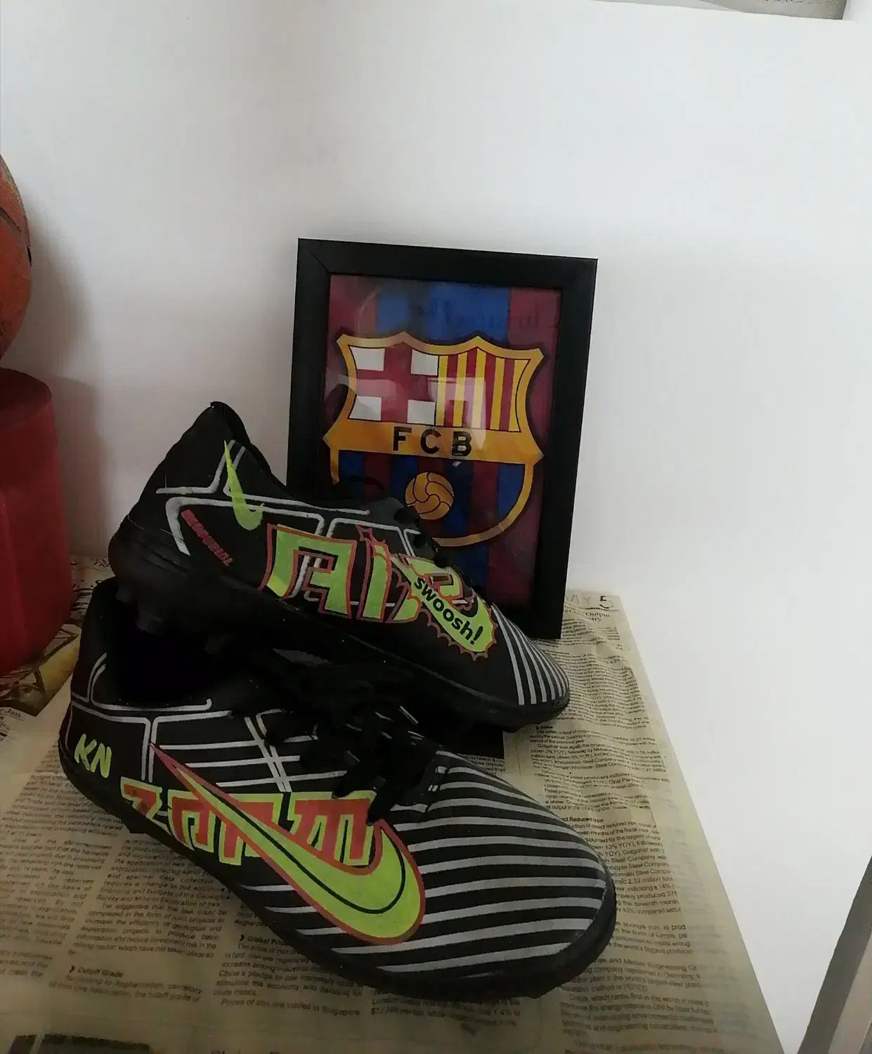 کتونی فوتبالی به همراه پیراهن تیم ملی|لباس|بندر انزلی, اطبا|دیوار