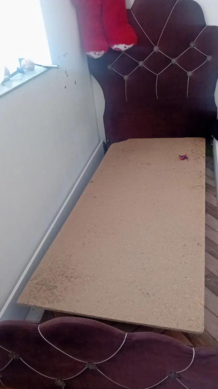 دوعدد تخت خواب|تخت و سرویس خواب|یامچی, |دیوار