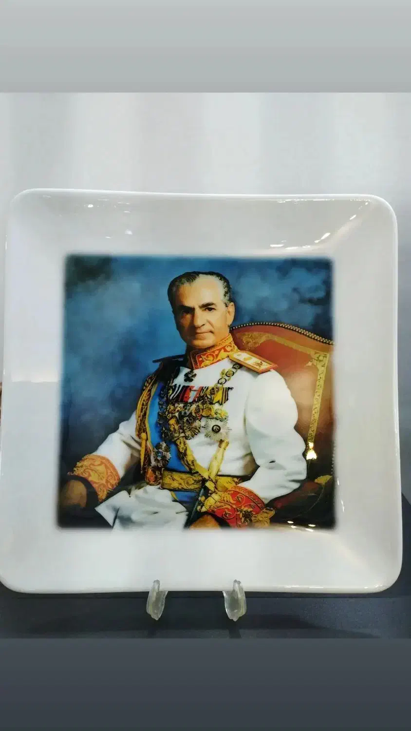 بشقاب طرح کایزر قدیم|کلکسیون اشیاء عتیقه|اصفهان, شهرک کاوه|دیوار