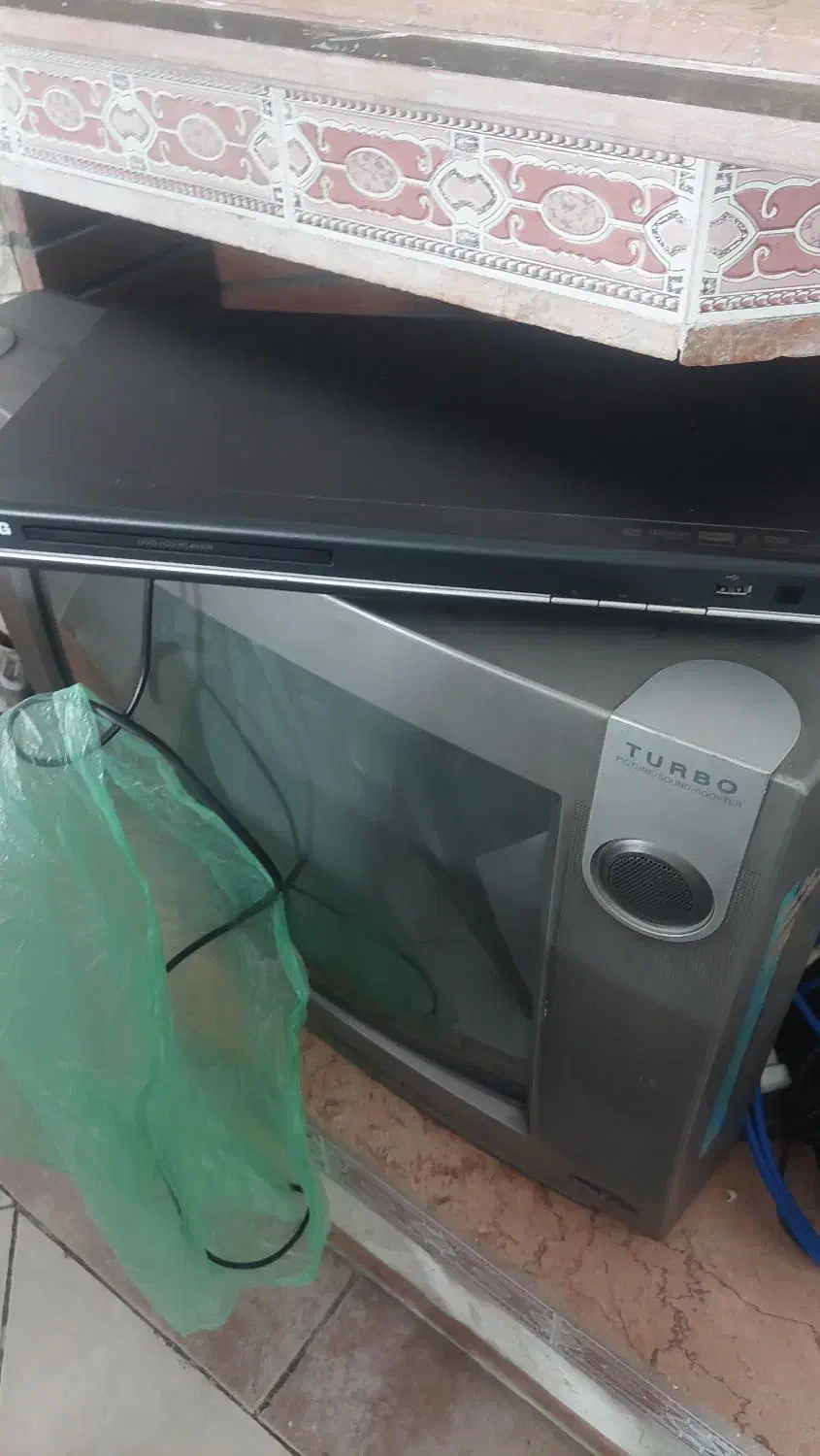 تلوزیون ۲۱ اینچ ال جی با دی وی دی|تلویزیون و پروژکتور|گرگان, |دیوار