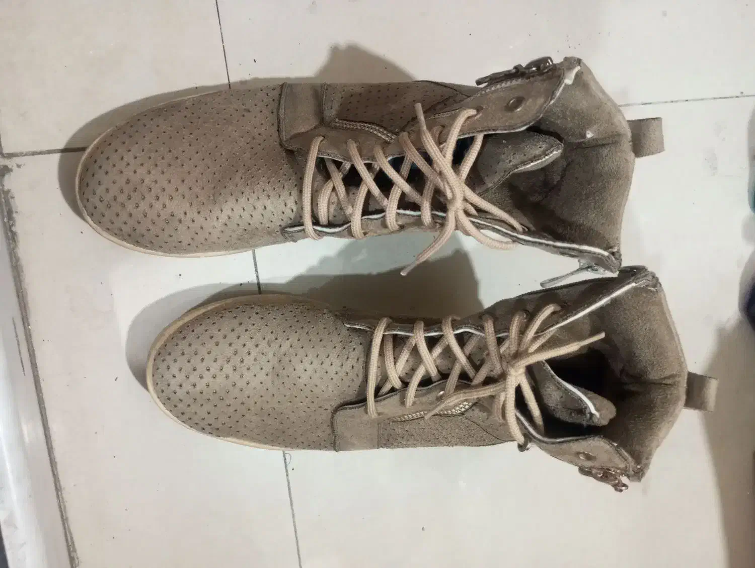 نیم بوت زنانه سایز ۳۹|کیف، کفش، کمربند|تهران, گرگان|دیوار