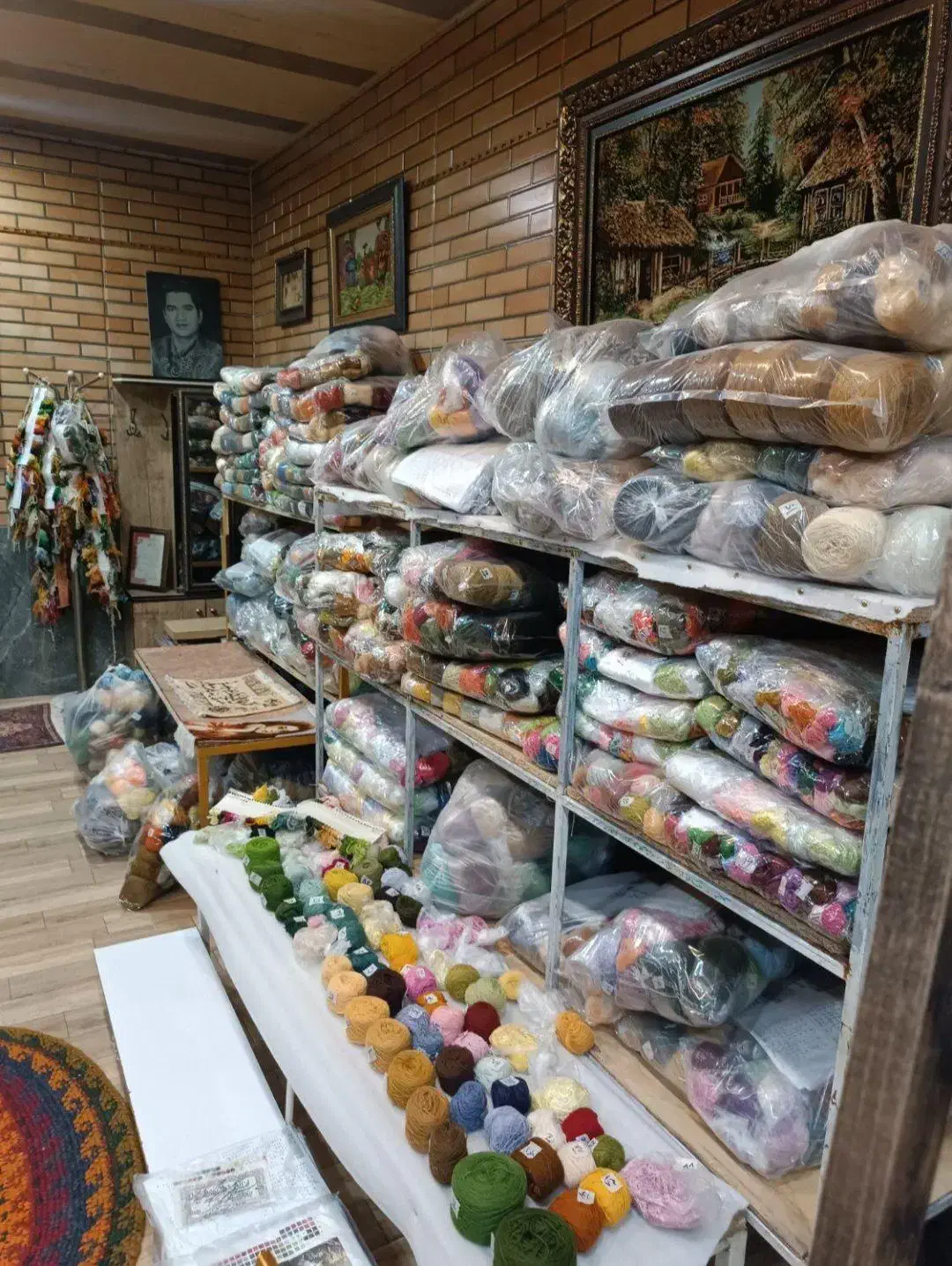 مصالح و نخ و نقشه تابلوفرش (تابلو فرش) پاسورباز|تابلو فرش|تبریز, |دیوار