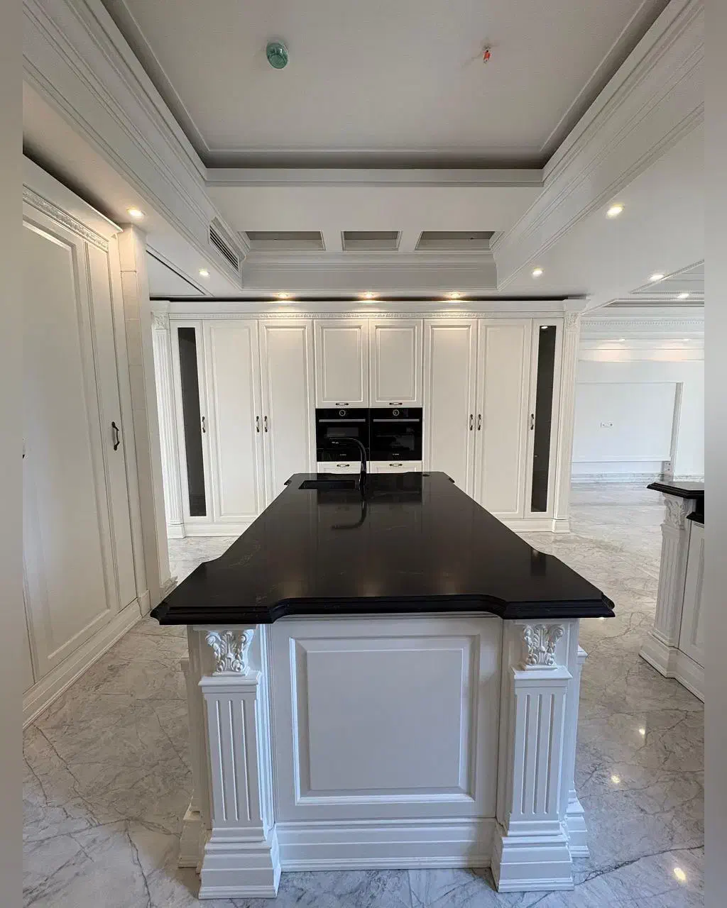 آپارتمان 190 متر کامرانیه/دنج و مشجر/ خوش نور|اجارهٔ آپارتمان|تهران, کامرانیه|دیوار